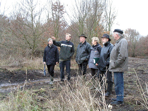 Joachim Siebrecht (UNB Kreis OH), Karsten Tybussek (Försterei Scharbeutz), Robert Muus (VV WBV Schwartau), Hanna Kirschnick-Schmidt (WBV Schwartau),Kurt Rühe, Wolfgang Scheffler (beide Ratekau) (v.l.n.r.)   (Foto: A. Stoffer)